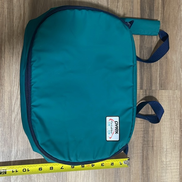 Pyrex Portable to go insulated - Picture 8 of 8